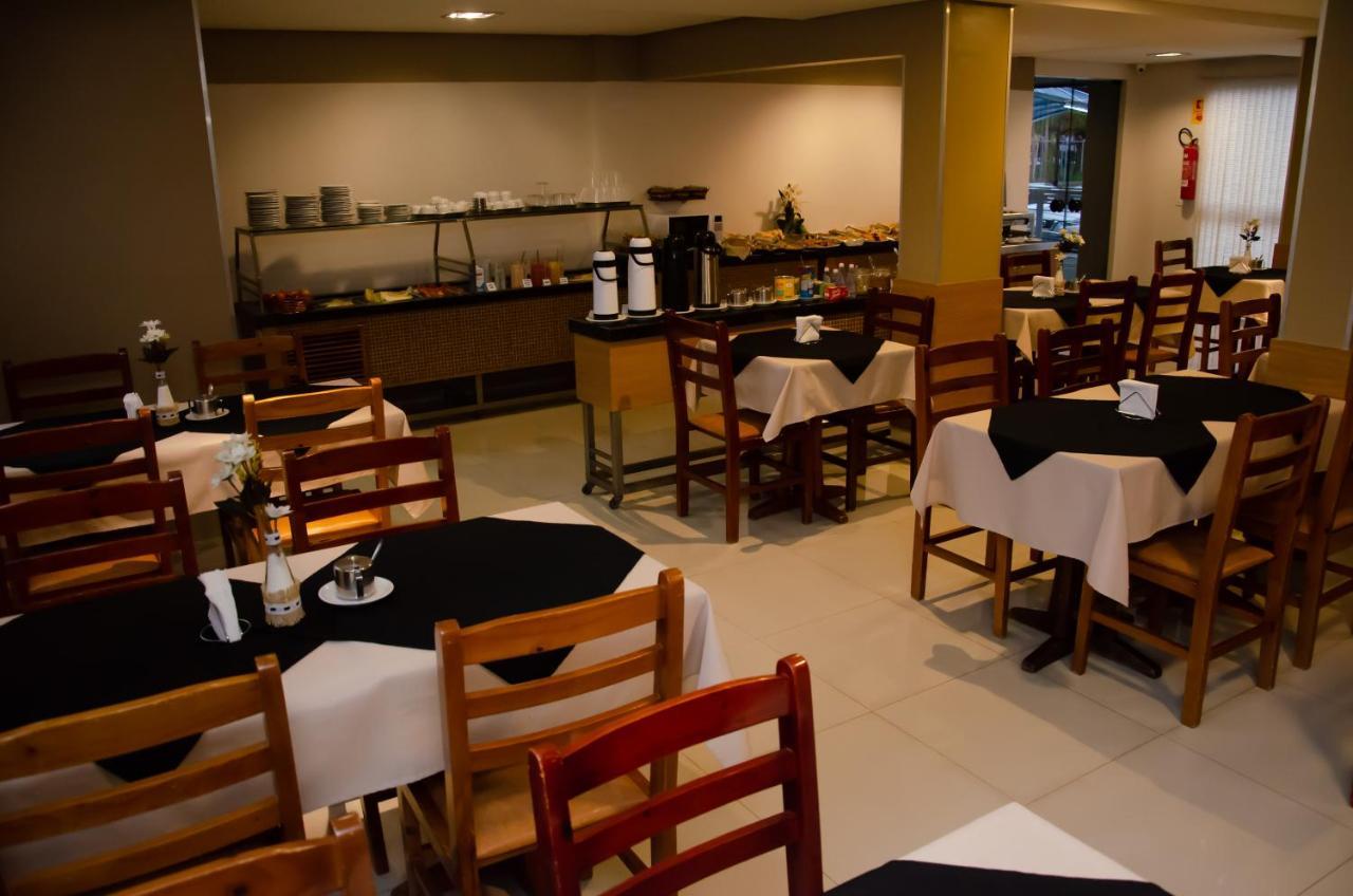 Ilhabela Park Hotel Núcleo Bandeirante エクステリア 写真