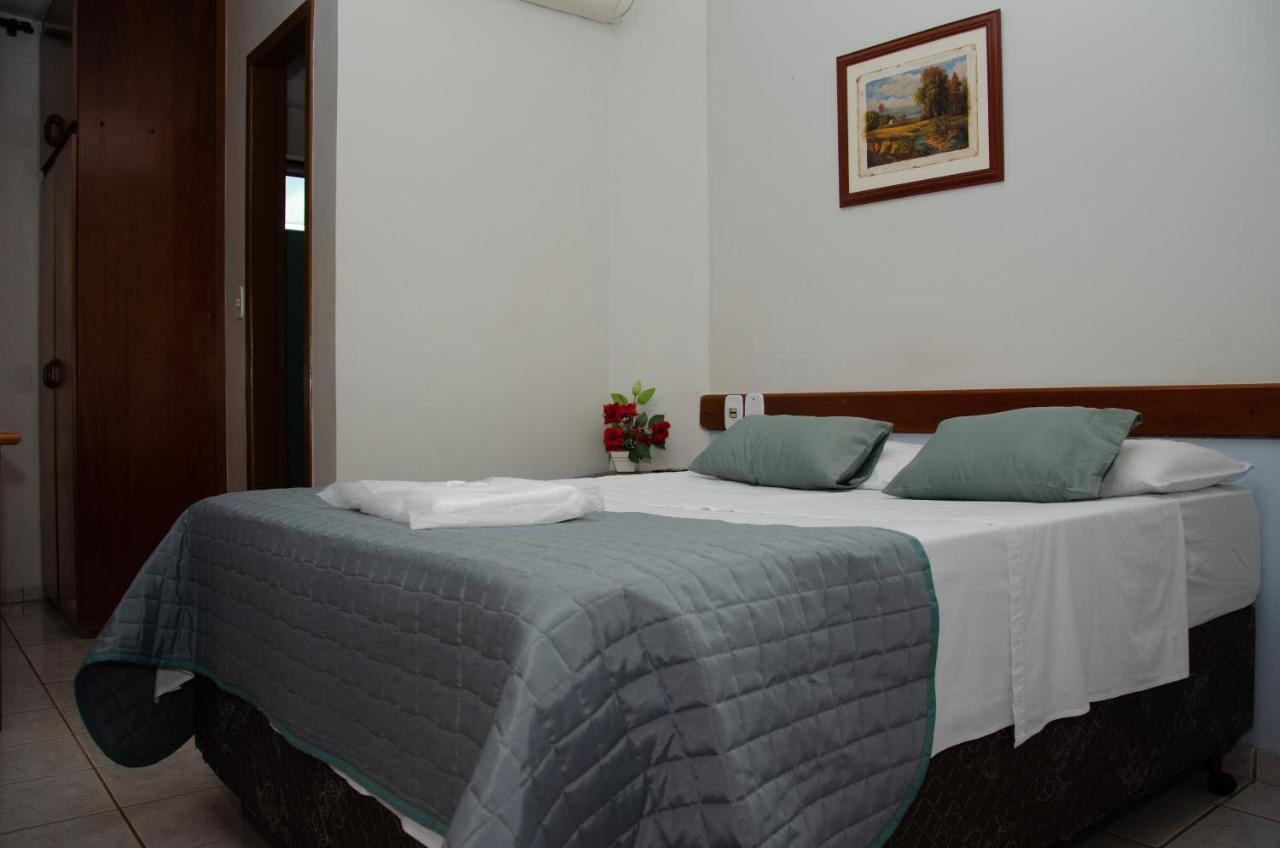 Ilhabela Park Hotel Núcleo Bandeirante エクステリア 写真