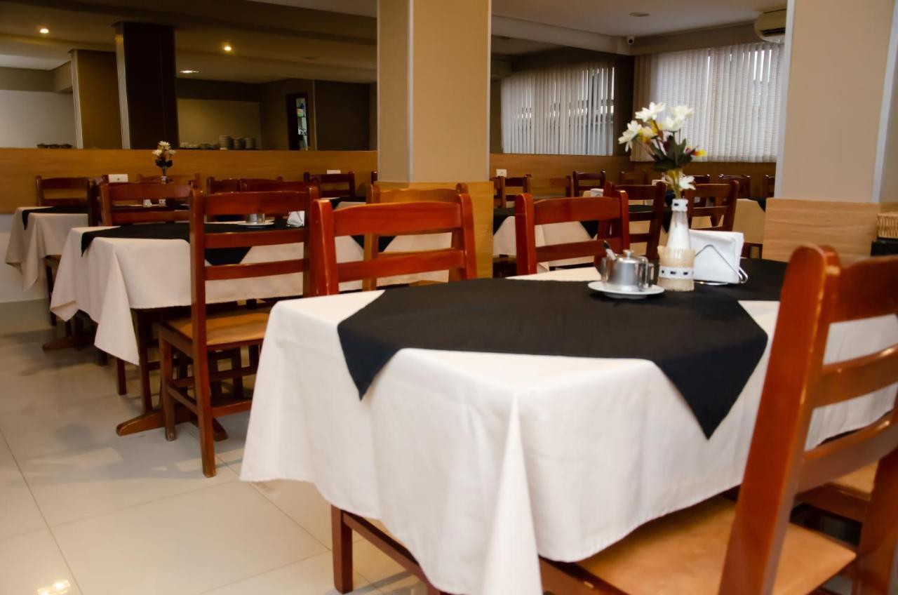 Ilhabela Park Hotel Núcleo Bandeirante エクステリア 写真